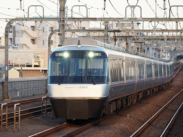 都内で撮り鉄 189系N102編成かいじ186号 他_f0199866_19111838.jpg