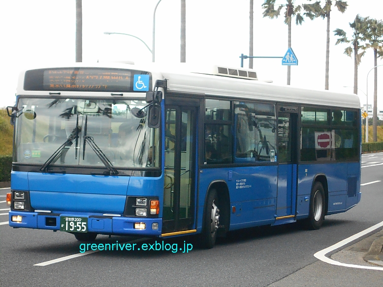 京成トランジットバス　M111_e0004218_1955269.jpg