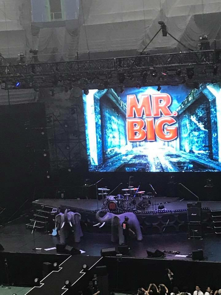 MR.BIGコンサート_f0233068_14410576.jpg