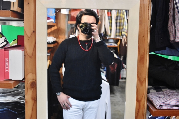 大人気で残り1枚。。。FINGER FOX AND SHIRTS より拘りのTHORMAL CRUE SWEATER!★!_d0152280_20035612.jpg