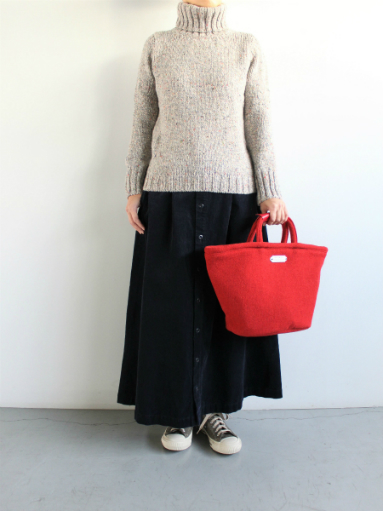 R&D.M.Co-　RED TWEED MARCHE BAG SMALL_b0139281_1245589.jpg