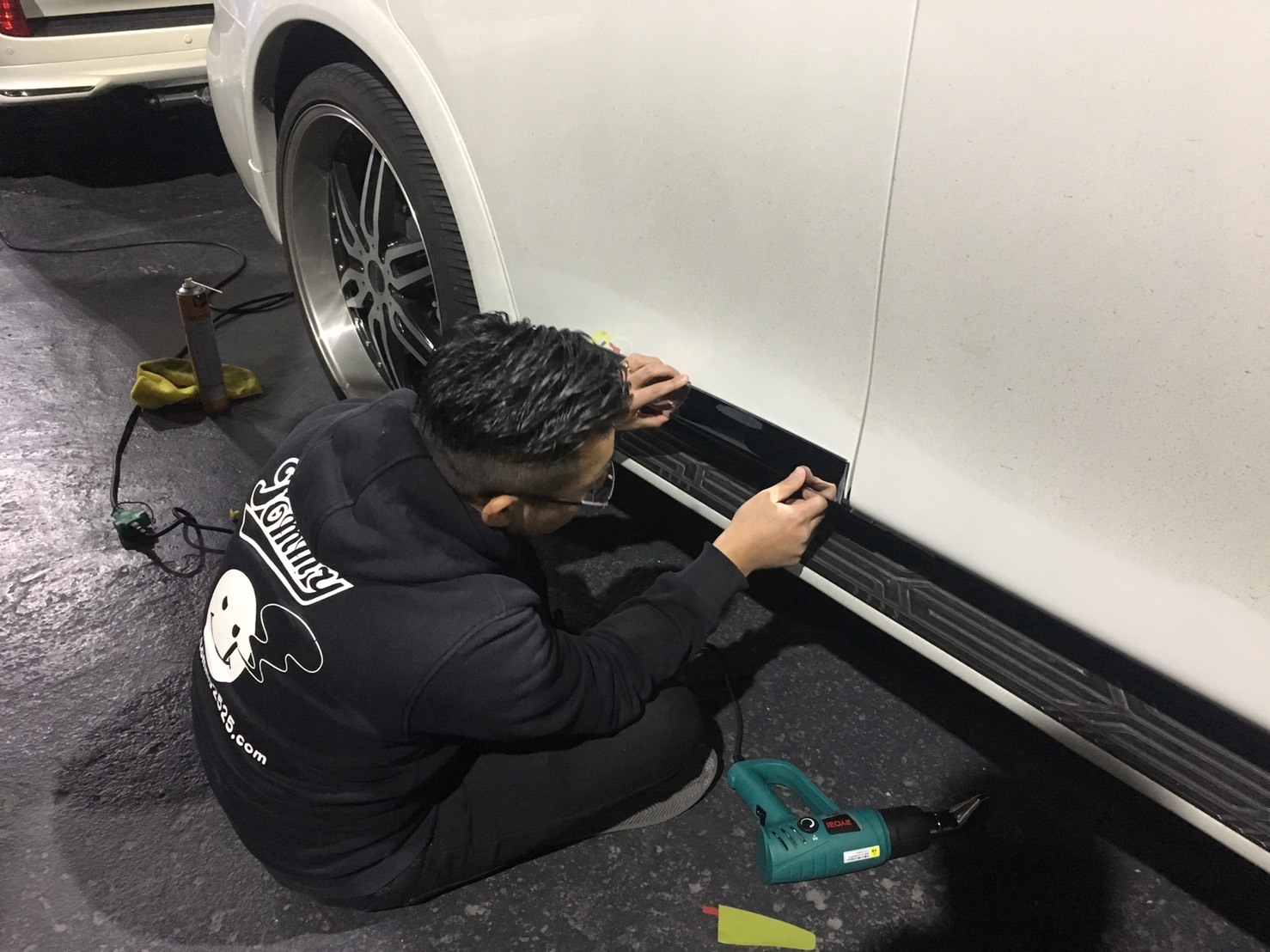 11月20日(月)トミーベース カスタムブログ☆QX56 更に進化を遂げて再撮影!!_b0127002_11461640.jpg