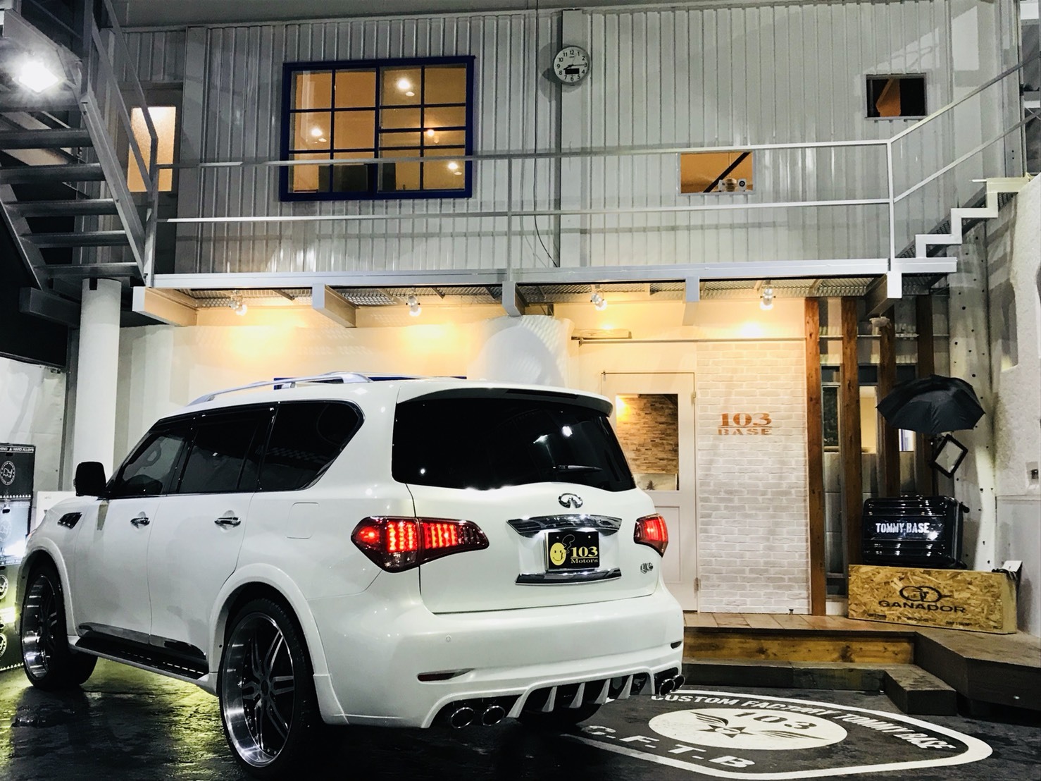 11月20日(月)トミーベース カスタムブログ☆QX56 更に進化を遂げて再撮影!!_b0127002_11510818.jpg