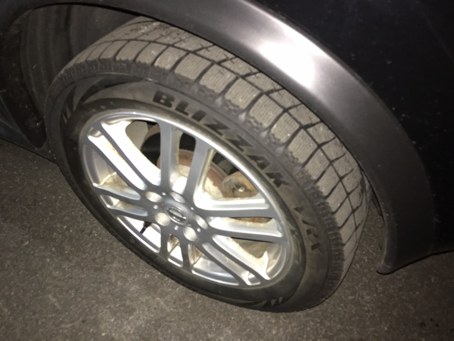 11月20日(月)トミーベース カスタムブログ☆QX56 更に進化を遂げて再撮影!!_b0127002_11524392.jpg