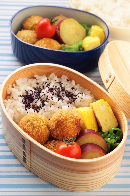 焼しゃけのお弁当他_f0168317_00492939.jpg