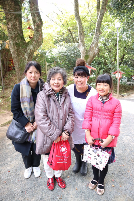 宮地嶽神社  ふるまいカレー。_c0175022_16341534.jpg