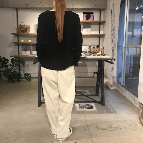 BEETERのカットソー ブラック_d0364239_17560777.jpg