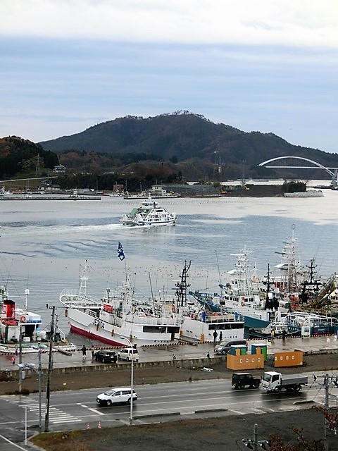藤田八束の鉄道写真@:気仙沼の秋・・・気仙沼プラザホテルからの絶景、気仙沼の水産業は世界のブランド_d0181492_23005783.jpg