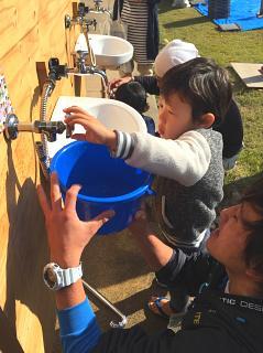 e0201210_18102004.jpg