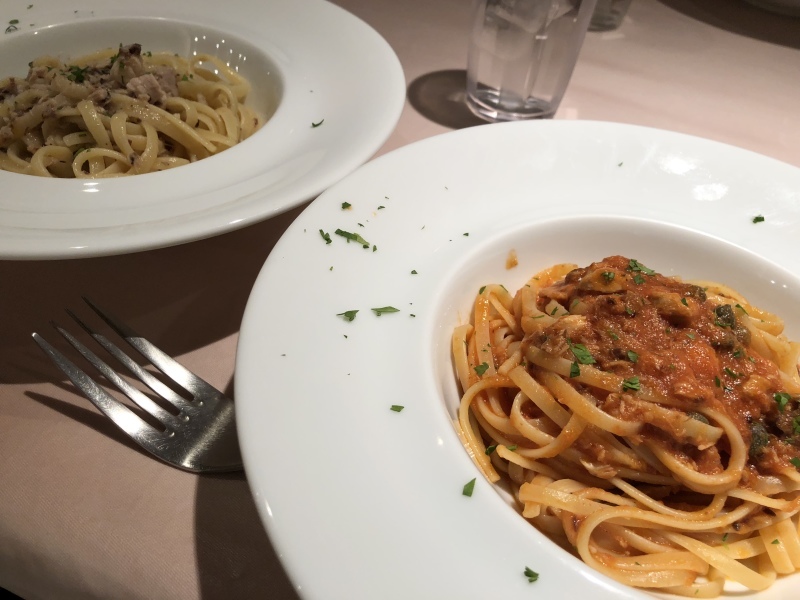 ビアンコ、ロッソ、食べ比べまかない。&11月22日(水)のランチメニュー_d0243849_15044908.jpeg