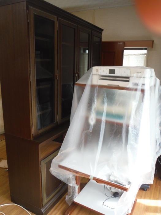 床リフォーム ~ 廊下からリビングへと進みます。_d0165368_03241429.jpg