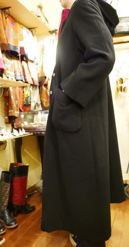 long black coat_f0144612_09592937.jpg