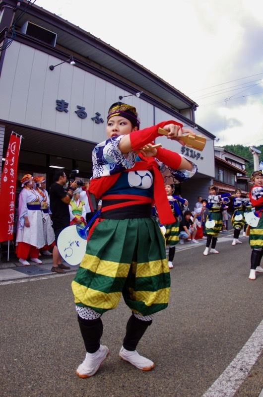 ２０１７智頭町来んさい！見んさい！踊りん祭！その３（踊っこひおか）_a0009554_22214009.jpg