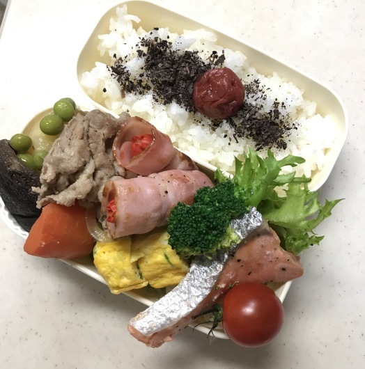 今日のお弁当_e0377378_06222233.jpg