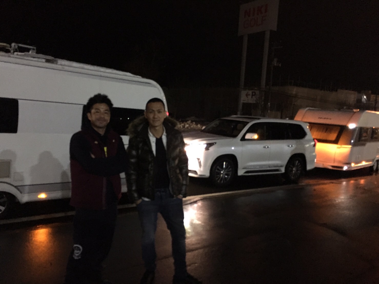 11月23日 木曜日のひとログ(´▽`) プリウスご成約♬ランクル・ハマー・アルファード♬TOMMYモータース_b0127002_18454438.jpg