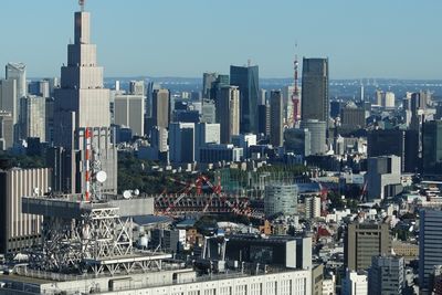 頬をさす朝の山手通り Around Japan