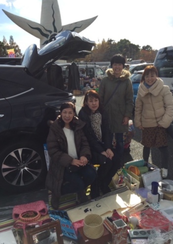 ガレージセール in 万博お祭り広場_a0267202_21180194.jpg
