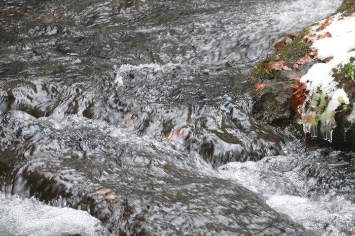 福島県猪苗代町達沢　初冬の「達沢不動滝」 _d0106628_19371267.jpg