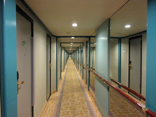 【飛鳥II】お部屋はデッキ9【歌舞伎クルーズ】_b0009849_16105533.jpg