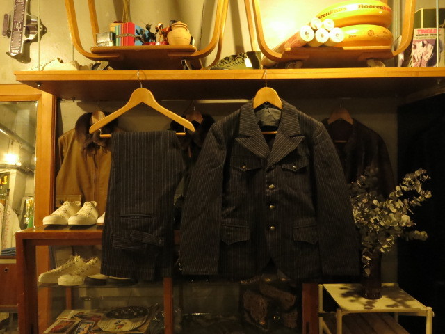 \"1940\'S VINTAGE FRENCH SET UP SUIT\"ってこんなこと。_c0140560_12441344.jpg