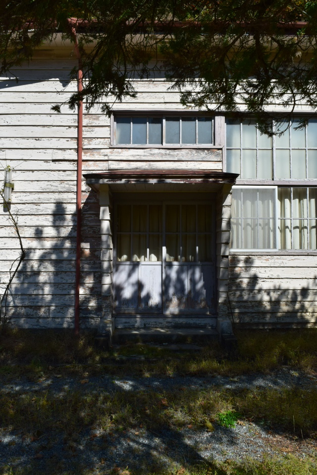 埼玉県秩父市の旧大滝村立小学校三峰分校(建築家・関根要太郎作品再見)_f0142606_05392361.jpg