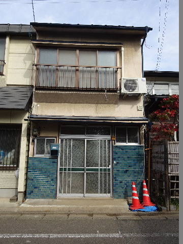 本町通り　中古住宅リフォーム工事　進行中。 _f0105112_04352060.jpg