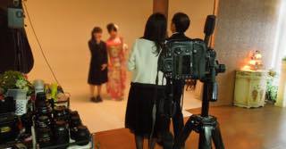 オープンしたスキー場も何カ所も.......近場ではまだまだ先の....._b0194185_22093406.jpg