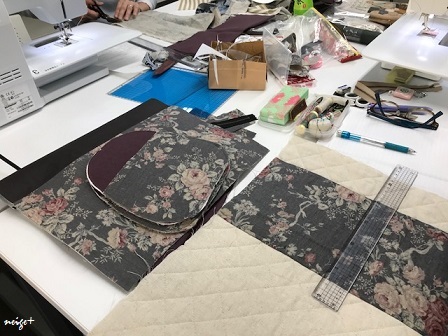 『ヴォーグ学園東京校バッグ講座』生徒さんのポシェット＆新講座のお知らせ♪_f0023333_21400533.jpg