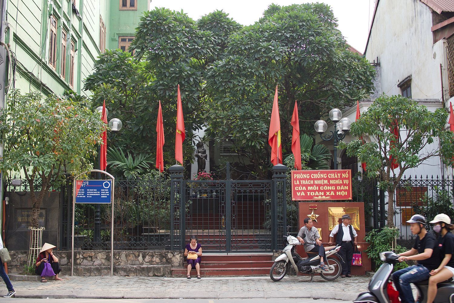 b0212342_08472500.jpg