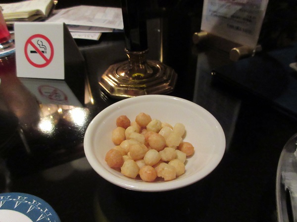 【飛鳥II】マリナーズクラブでちょっと一杯【歌舞伎クルーズ】_b0009849_15463043.jpg