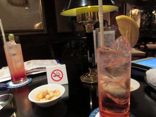 【飛鳥II】マリナーズクラブでちょっと一杯【歌舞伎クルーズ】_b0009849_1546786.jpg