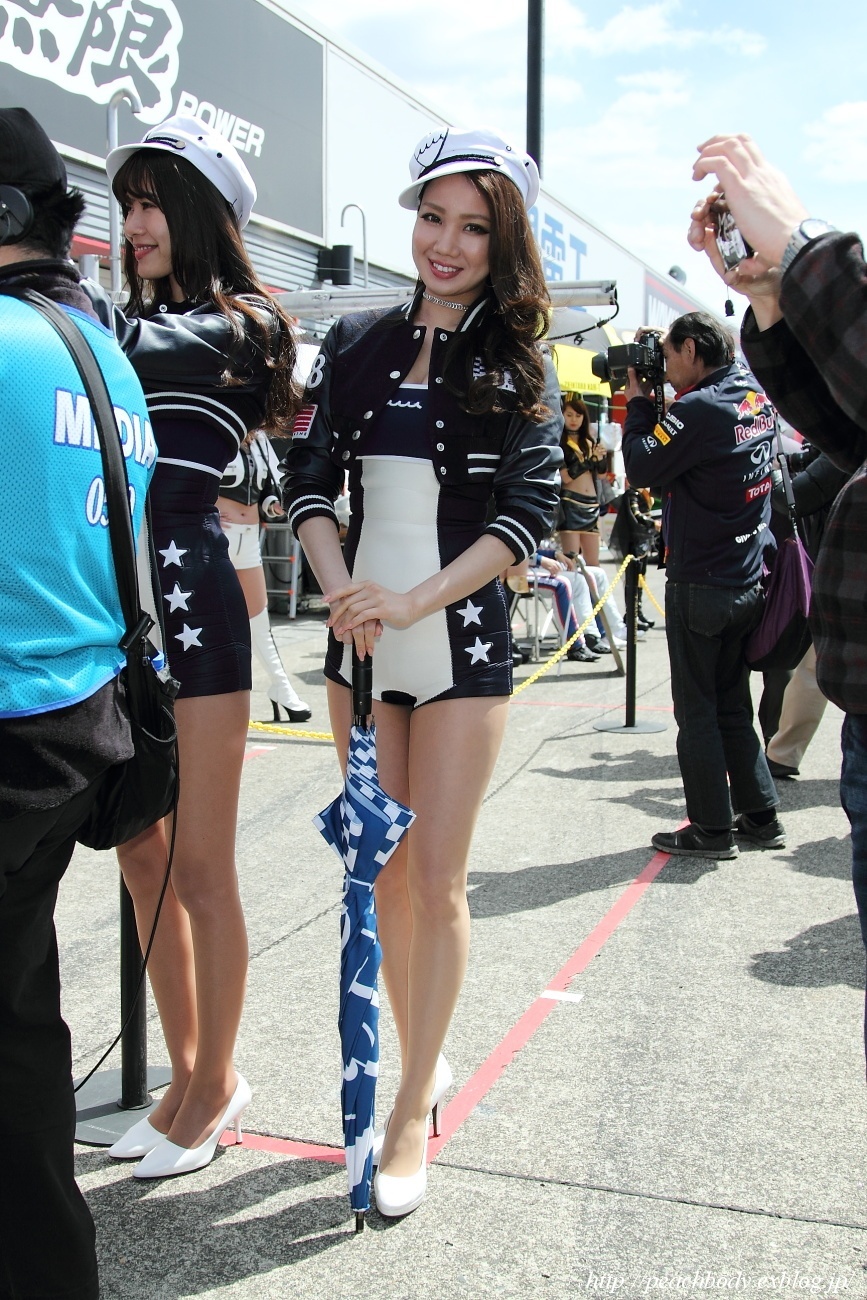 吉川ゆの さん（MUTA Racing レースクイーン）_c0215885_20445656.jpg