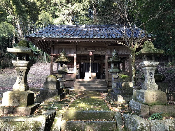 大山祇神社（飯塚市桑曲）_f0364707_16331772.jpg