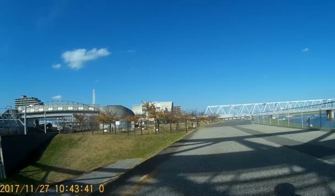 f0376214_12484603.jpg