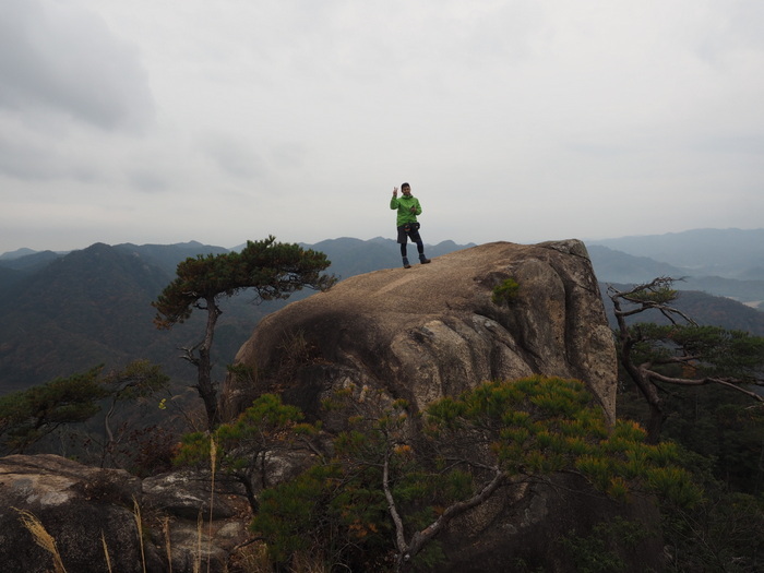 河平連山の八畳岩で、お茶会_c0116915_00295879.jpg