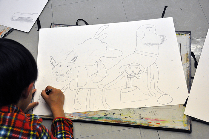 児童画クラス 犬を描こう！_b0212226_10463326.jpg