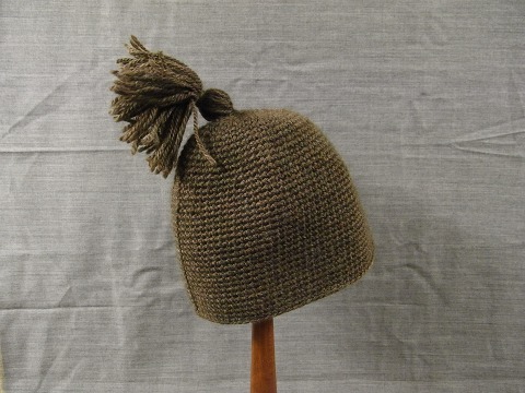 Hand Knitting Tassel Skull Cap_e0130546_17411539.jpg