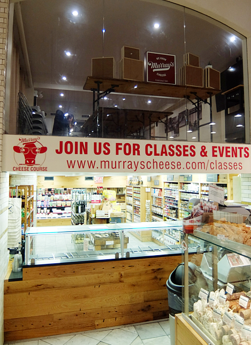 1940年創業のNY No1のチーズ屋さん、マレーズ・チーズ（Murray’s Cheese）の本店へ!!_b0007805_10565071.jpg