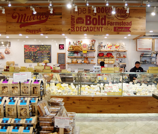 1940年創業のNY No1のチーズ屋さん、マレーズ・チーズ（Murray’s Cheese）の本店へ!!_b0007805_9435193.jpg