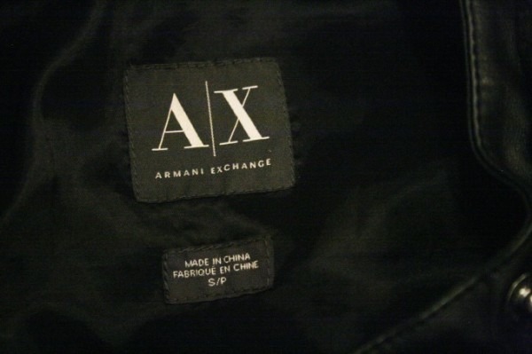 ヨーロッパ買い付け後記２６　イタリア晩飯篇。入荷　レディースアウター　PRADA、JIL SANDER、APC、ARMANI EXCHANGE_f0180307_21062356.jpg