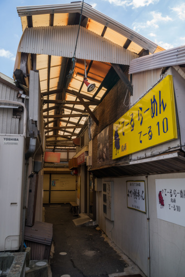 佐賀県鳥栖市「中央市場商店街」_a0096313_11020770.jpg