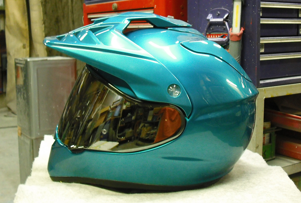 ショウエイ　ホーネットADVていうヘルメットを塗ってみた。　SHOEI HORNET ADVね。_d0130115_17510917.jpg