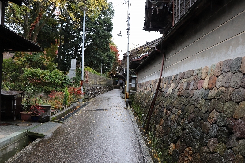 11月18日　雨の金沢・散策　３_b0250154_20160708.jpg