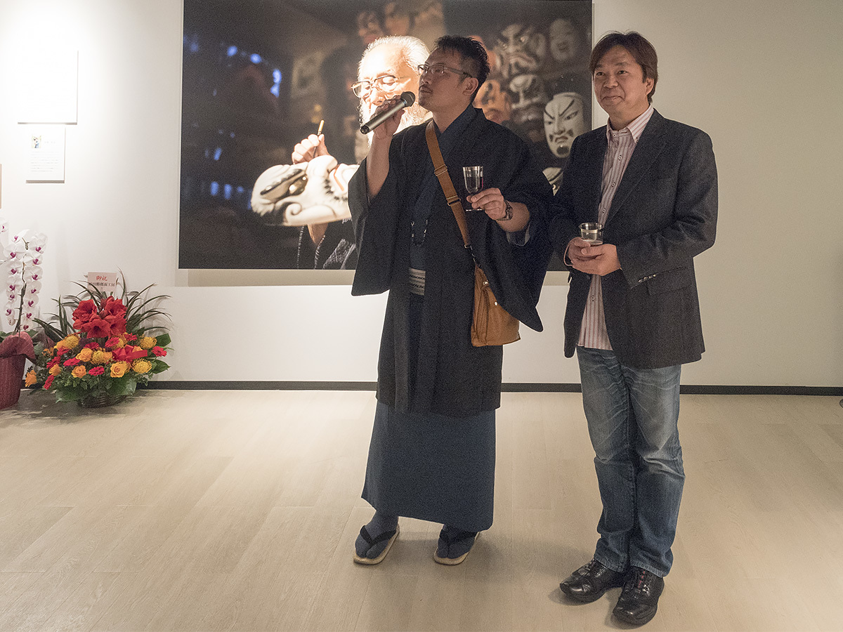 2つの写真展 11月28日(火) 6237_b0069507_07043143.jpg