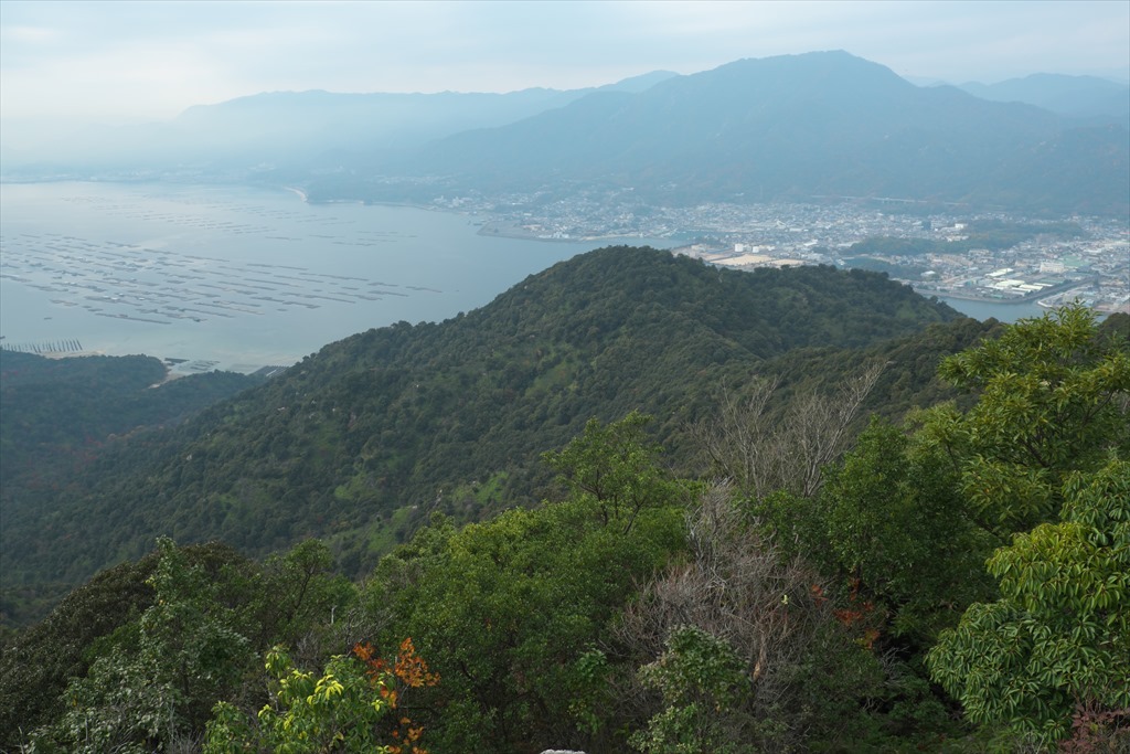 前峠山・三ツ丸子山・大江山（宮島）を歩く(2017/11/28)_c0346710_04174740.jpg