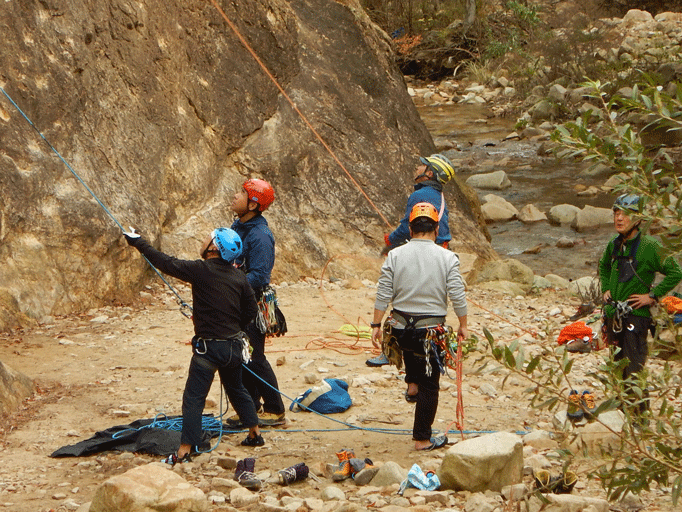 e0371039_1121096.gif