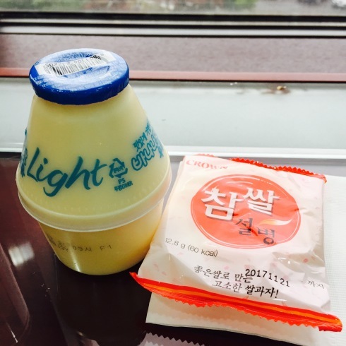 ソウル旅行　6　ロッテ免税店で買ったモノ＆食べたかった機内食♪_f0054260_16465649.jpg