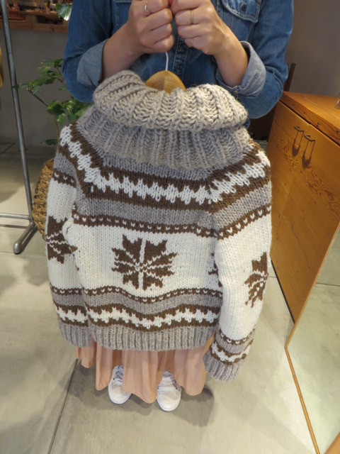 TODAYFUL - レアAMERICAN RAG CIE ☓ TODAYFUL コラボカウチンニット 2025年最新】TODAYFUL カウチンニットの人気アイテム - メルカリ