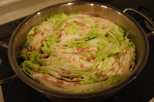 【白菜と豚バラの重ね蒸し 生姜風味 (レシピ)】_f0215714_15381117.jpg