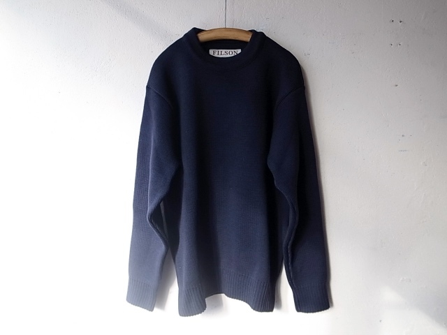 Filson crew deals neck guide sweater